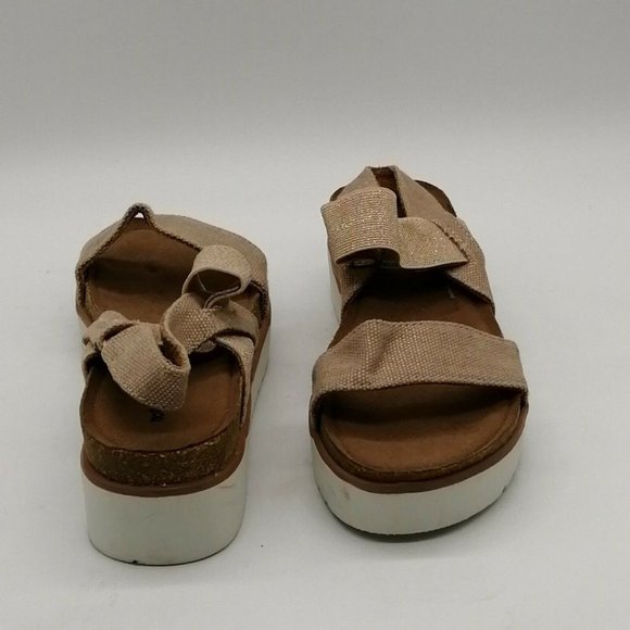 Not Rated Womens Slingback Sandal Gold Glitter Elastic Straps Platform Heel 6.5 - Picture 3 of 10